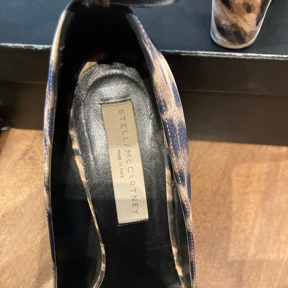 Stella McCartney leopard wedge ankle strap heel wedge 38 8 7.5 peep toe pin up - Picture 9 of 16